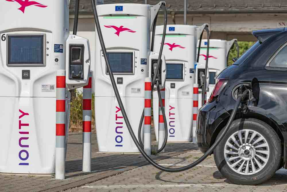 Deshalb ist das Reisen mit dem Elektroauto bequem, Quelle DepositPhotos