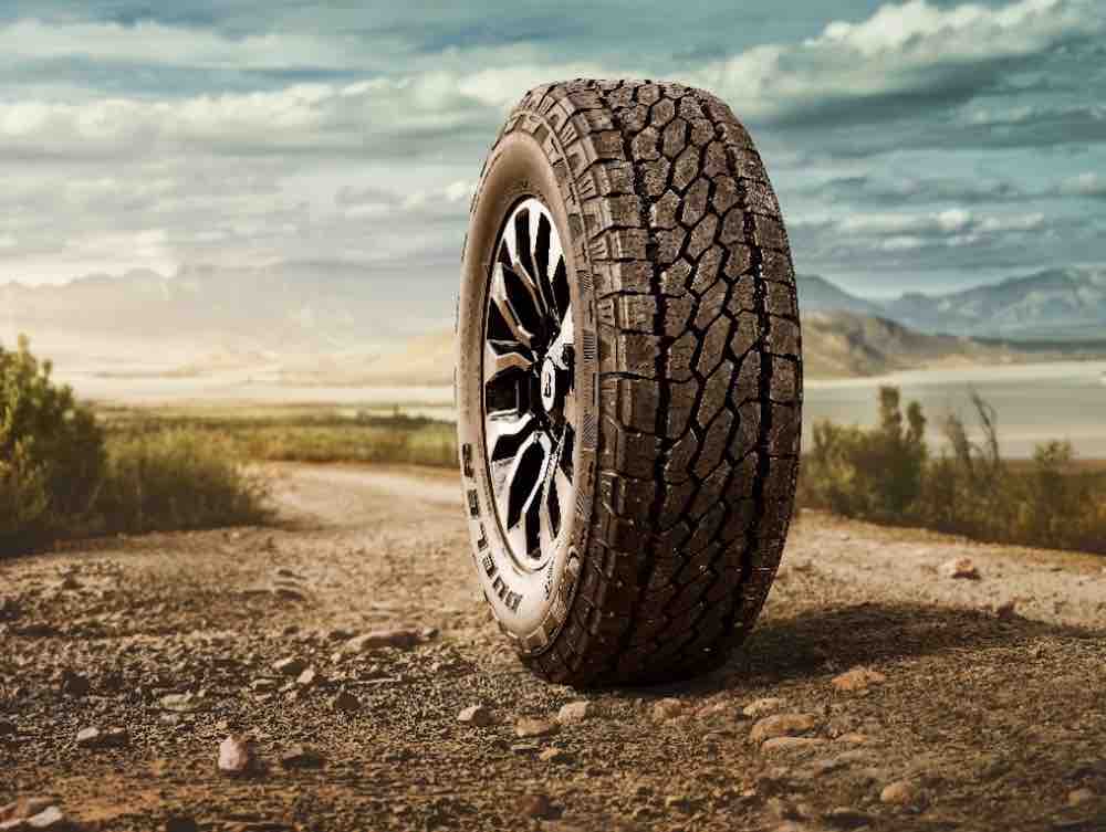 Mit dem neuen Bridgestone Dueler All Terrain AT002 können 4x4-Fahrer alle Herausforderungen auf und abseits der Straße bewältigen. Quelle: Pressestelle 1