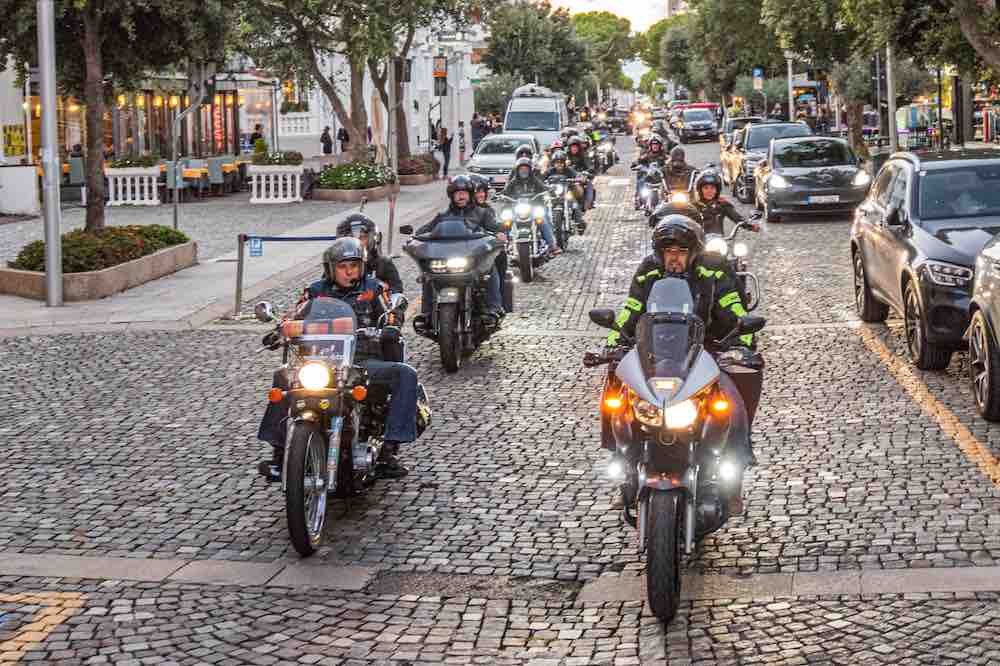 Die Italian Bike Week 2023, das Motorfest am Ende des Sommers, ist zurück für die Zweiradfahrer, so eine Quelle aus der Pressestelle