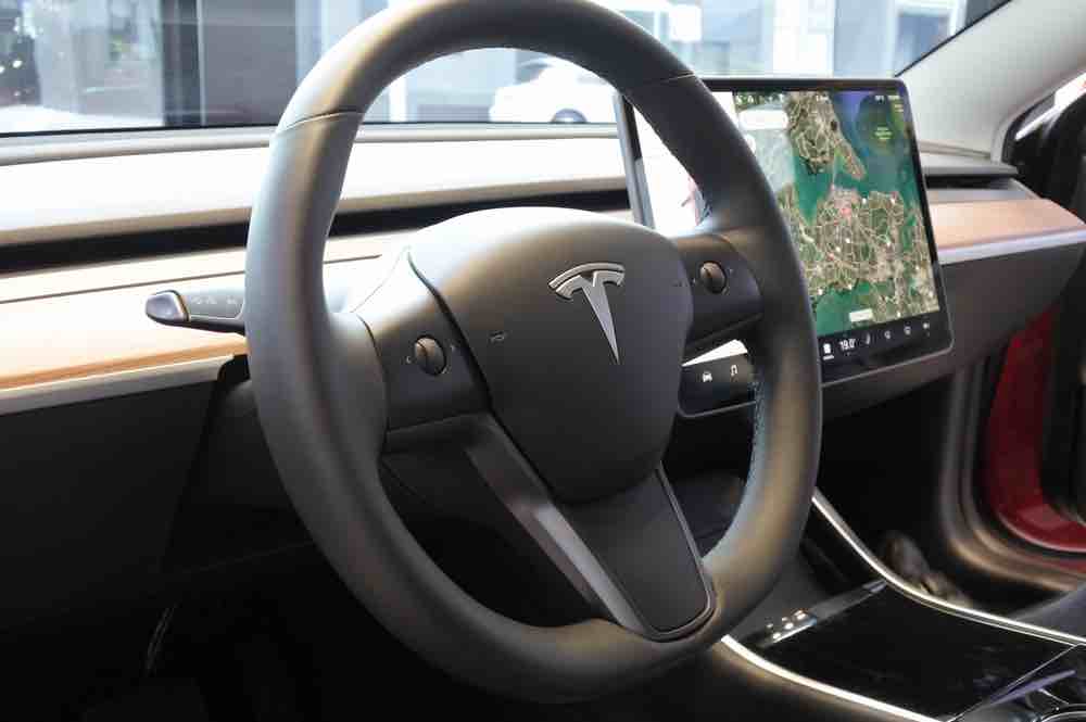 Tesla ist bereit, autonomes Fahren und Cybertruck auf den Markt zu bringen, Quelle DepositPhotos