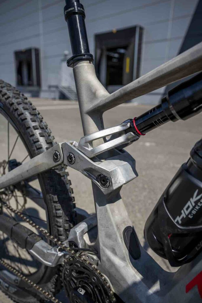 THOK präsentiert den ersten lauffähigen Prototyp eines vollgefederten 3D-gedruckten E-MTB, Quelle der Pressestelle