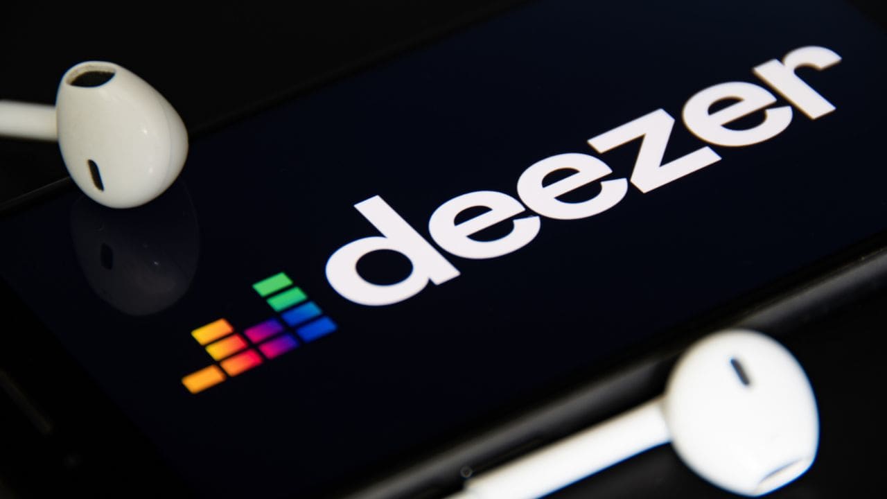 Universal e Deezer lanciano un nuovo modello per la ripartizione delle royalties thumbnail