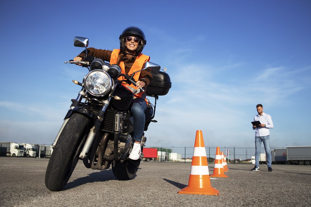 Motorradführerschein, Verlängerung ohne Prüfung kommt.  So funktioniert es, Quelle: DepositPhotos
