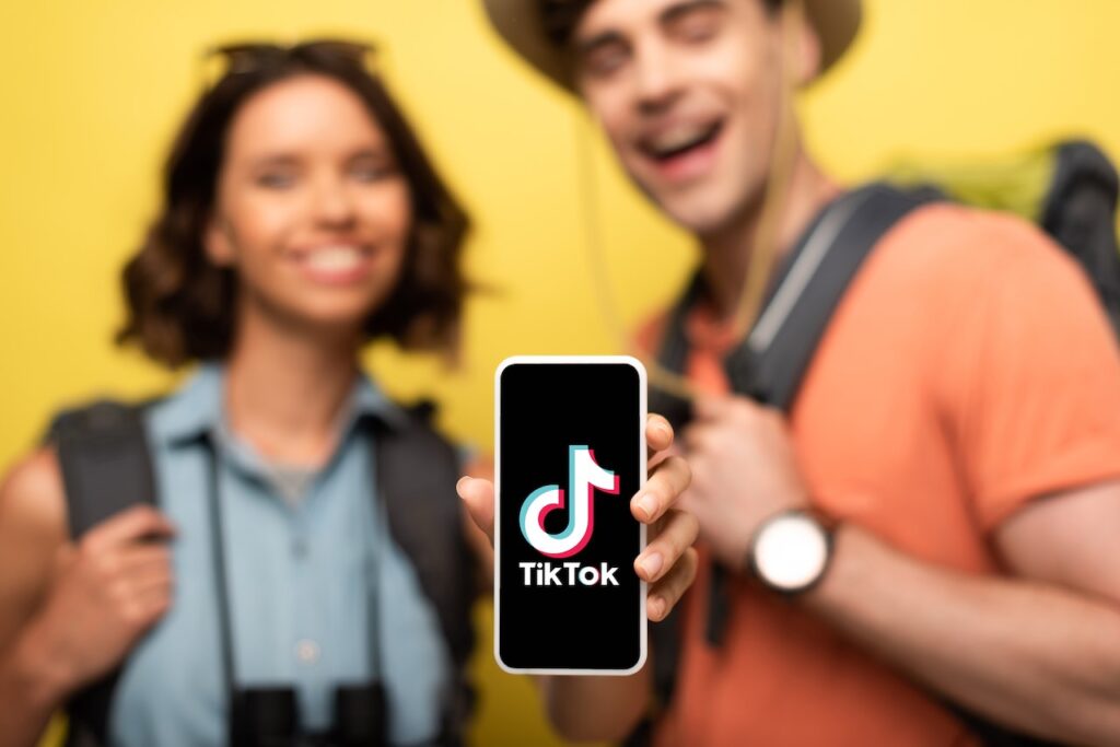 TikTok und die Automobilindustrie, der Erfolg einer Markengemeinschaft zwischen Schöpfern und Verbrauchern, Quelle: DepositPhotos