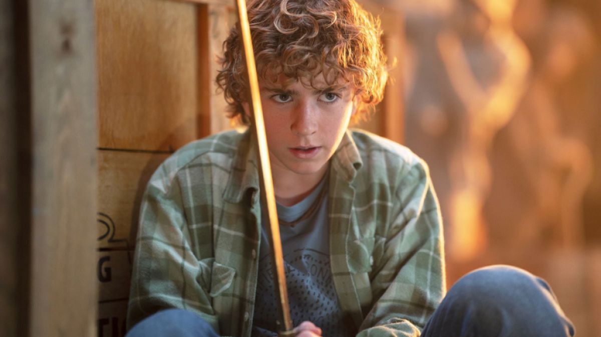 Walker Scobell als Percy Jackson in Percy Jackson und die Olympier.